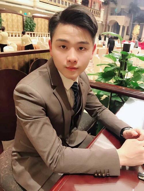 时尚护肤专访:晨彬老师